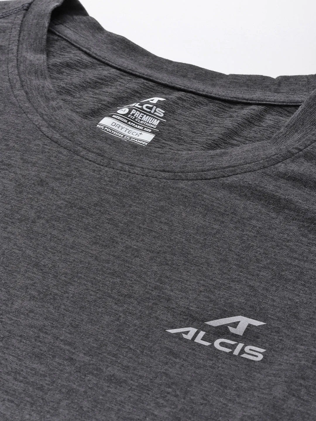 Alcis Men Solid Dry Tech Slim Fit T-shirt