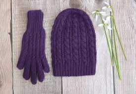 Cable knit hat and gloves set